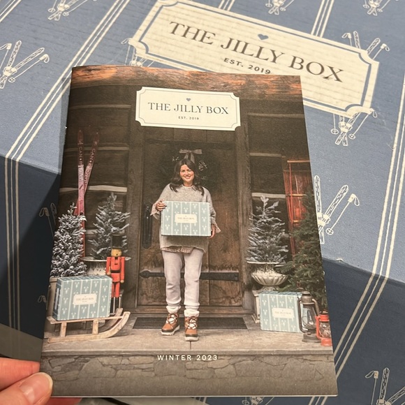 Entire Winter Jilly box (pink puffer, size L) - Picture 2 of 2